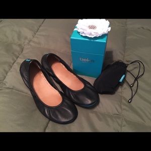 Tieks black 10
